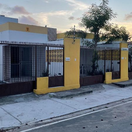 Casa Compacta No Prive Coqueiral Com Garagem Vila Recife Exterior foto